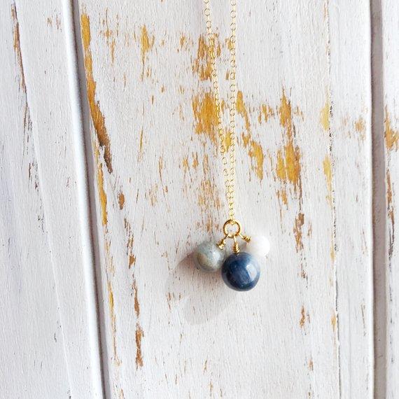 Collier Clarté, Force et Patience - Cyanite, Labradorite et Pierre de Lune