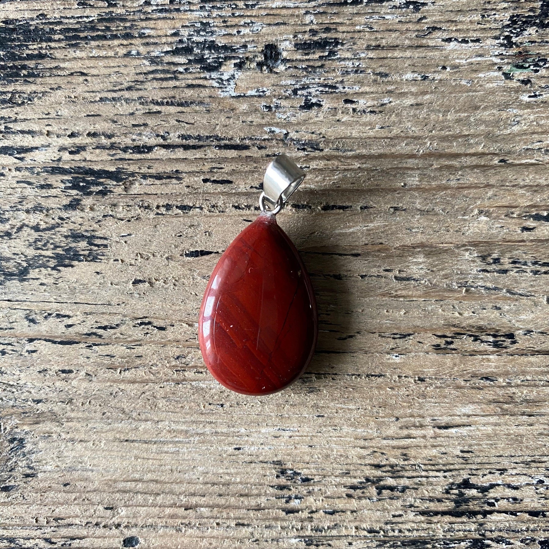 Pendentif "Vitalité" en Jaspe rouge