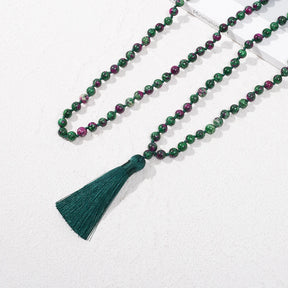 Collier en rubis sur zoisite