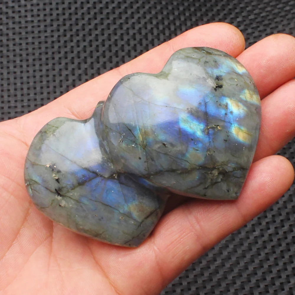 Coeur en Labradorite - Un Trésor d'Énergie et de Magie
